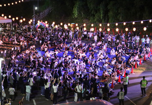 Nearly 2,500 visitors packed the venue