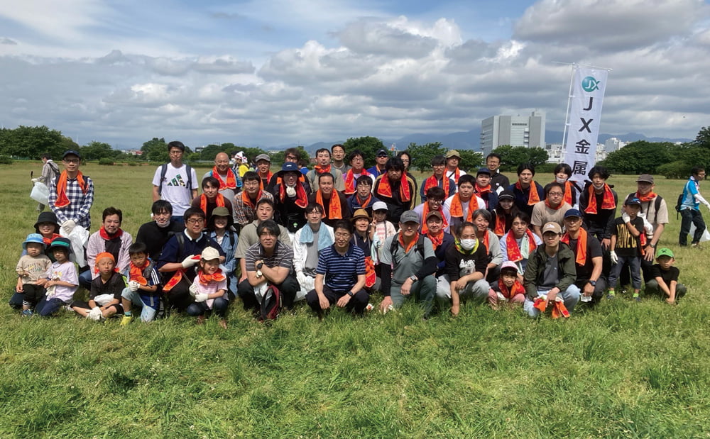 Participants in the cleanup