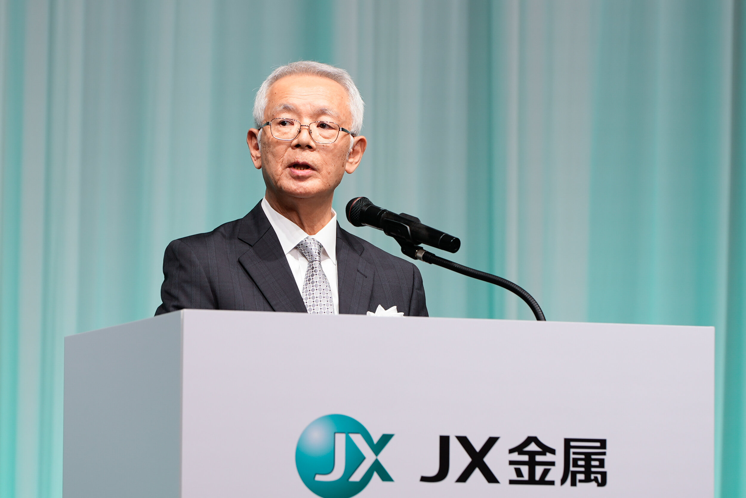 会長の村山による中締めの挨拶